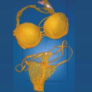 COPY - Victoria's secret dandelion 34C bra and S panties